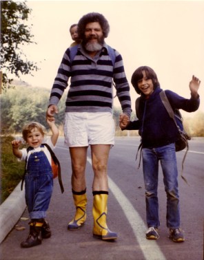 Ready for the hike to the beach. Mom takes the picture of Josh, me (tiny head), Dad, and Darrek ~1980